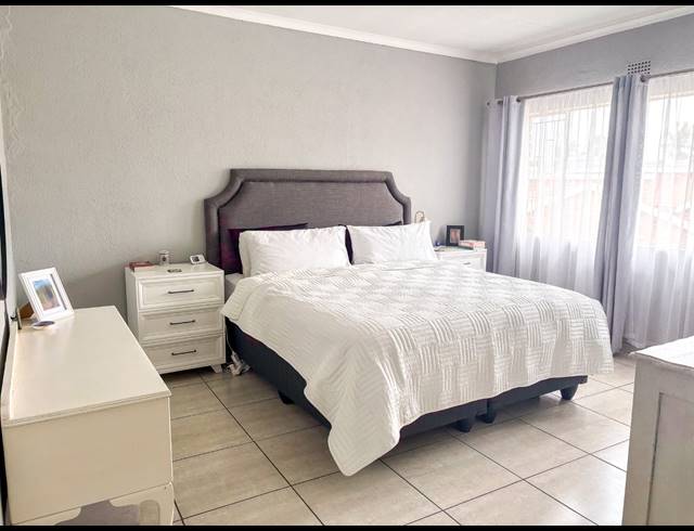 3 BEDROOM DUPLEX FOR SALE IN BRACKENDOWNS